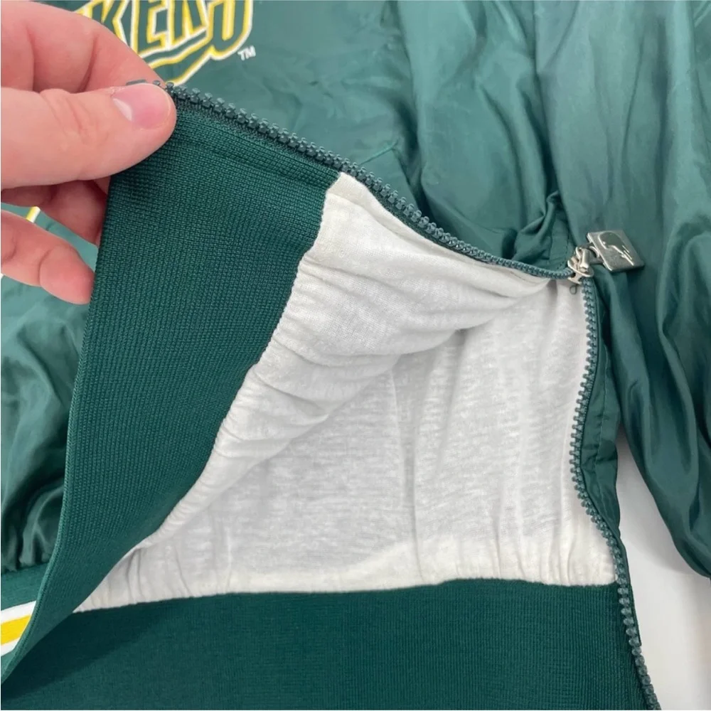 Vintage 90s Chalk Line Green Bay Packers v neck windbreaker pullover jacket mens